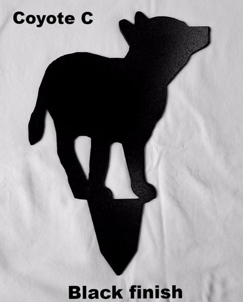 Coyote Silhouette Yard Decor horseflymetalart.com